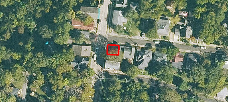 11 White St