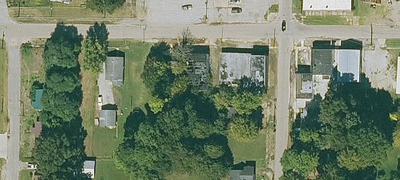 711 Burke Ave