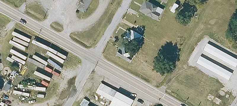 215 Lindsey St