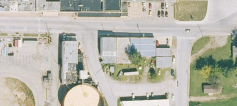 107 Freeman Ave