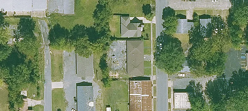 706 Linden St