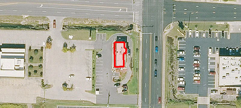 2220 Pkwy Dr