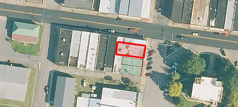 305 Commercial St