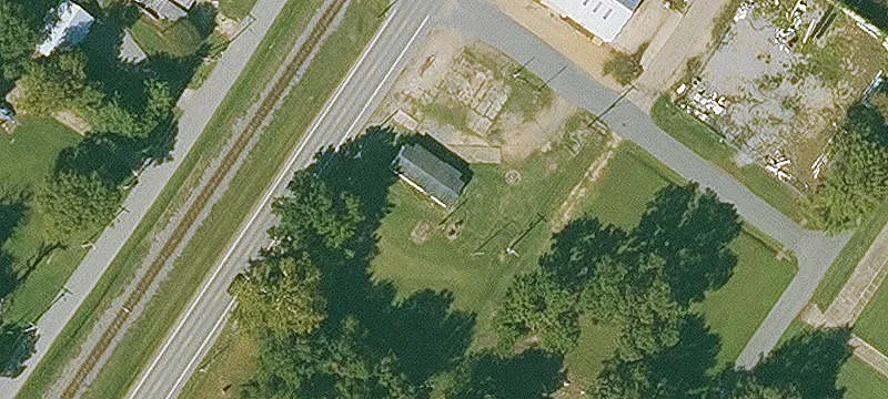 2852 Hwy 165th S