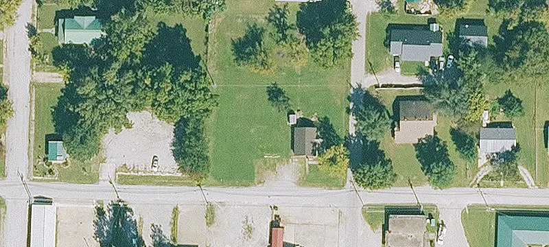 200 White Ave