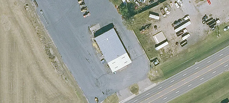 3008 Main St