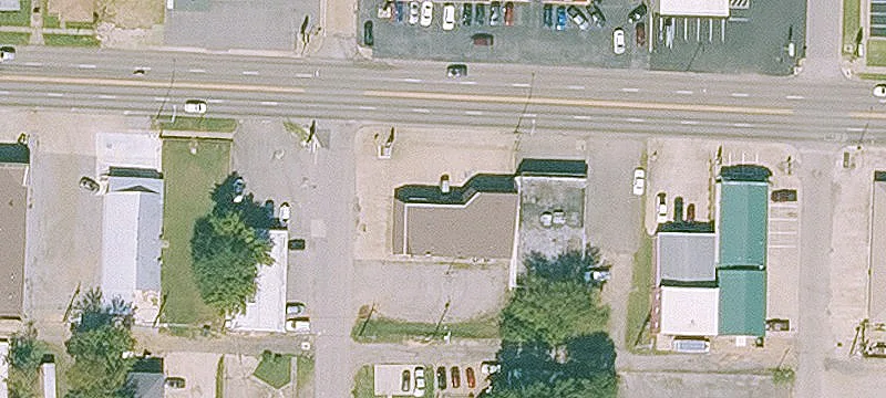 1302 Main St