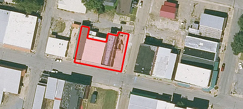 302 Main St