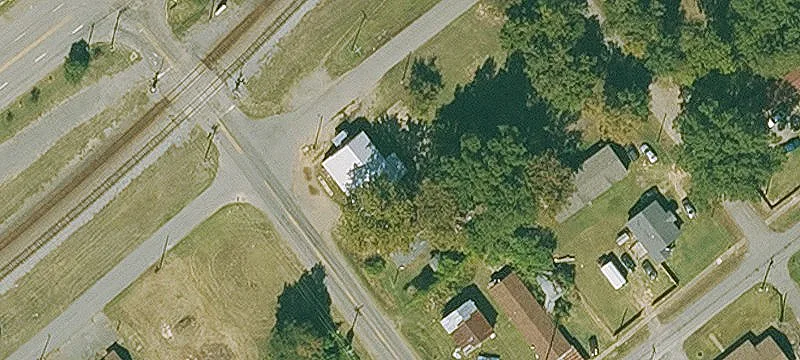 101 2nd St