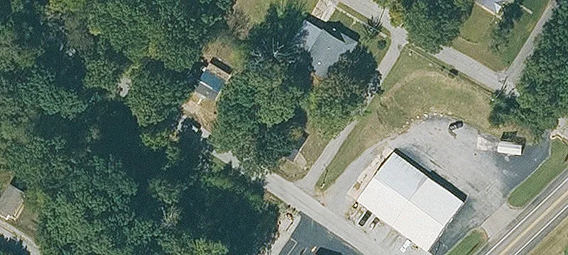 304 Black St