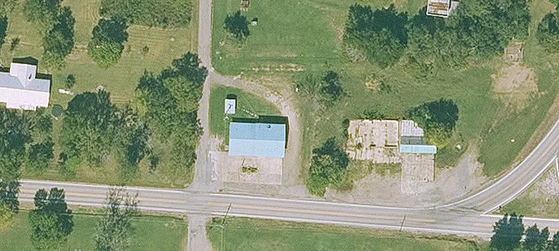 900 2nd St