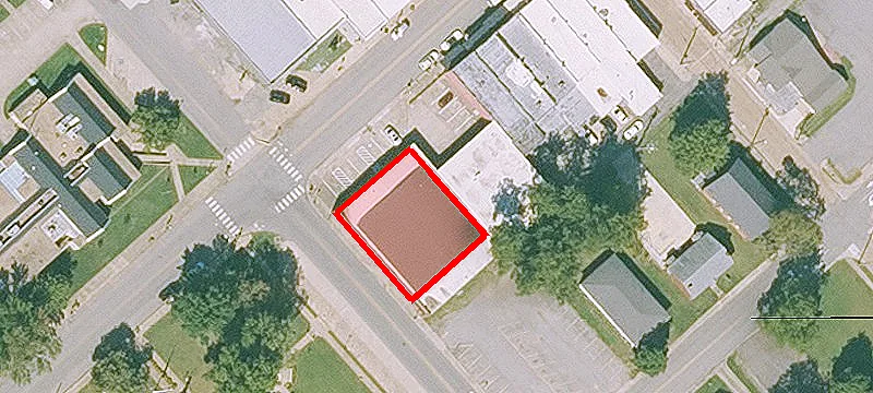 402 Main St