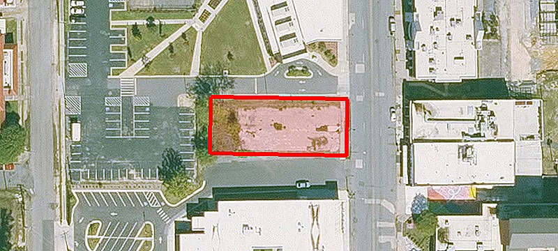 620 Main St