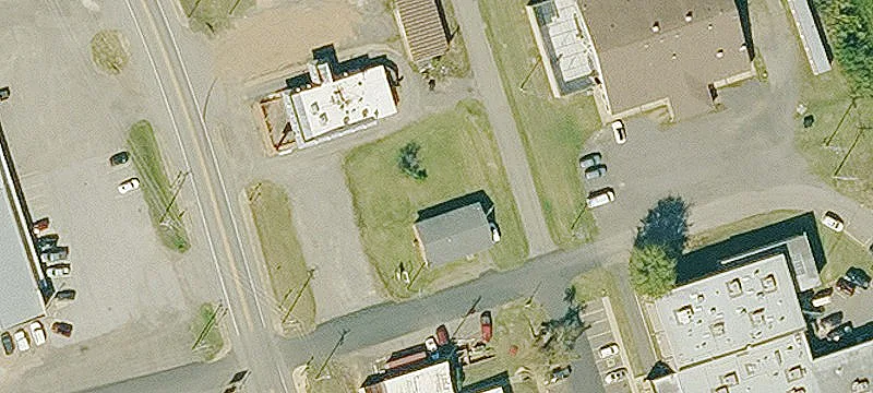 105 4th St