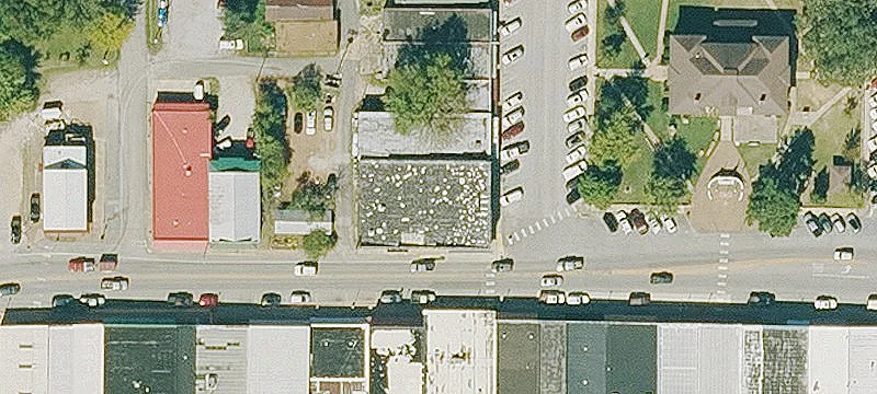 201 Main St