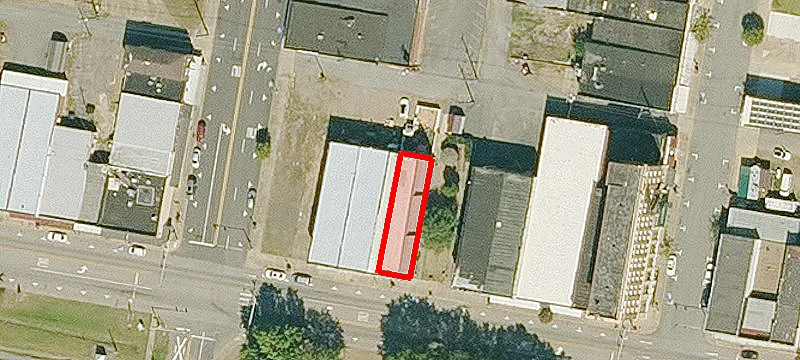 109 Broadway St