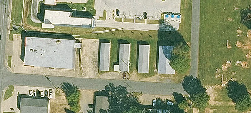 712 Chapman Rd