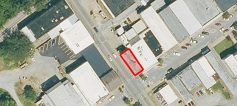 101 Main St