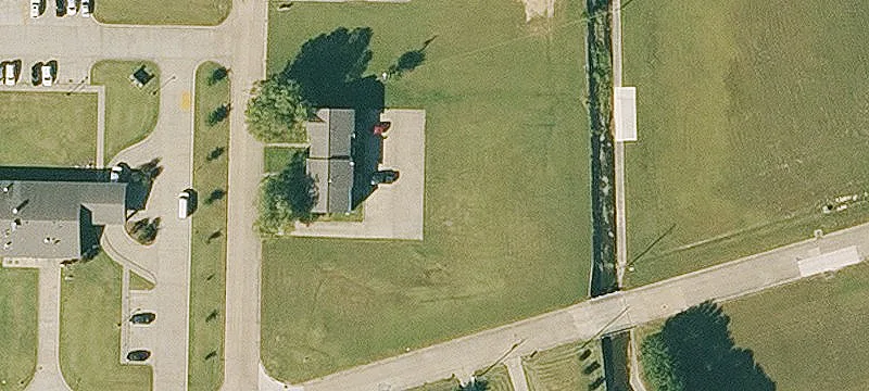 327 Lindley Ln