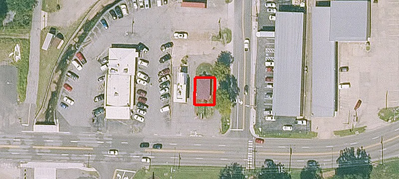 1923 Main St