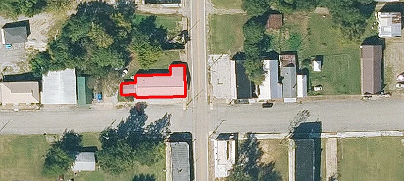 300 Main St