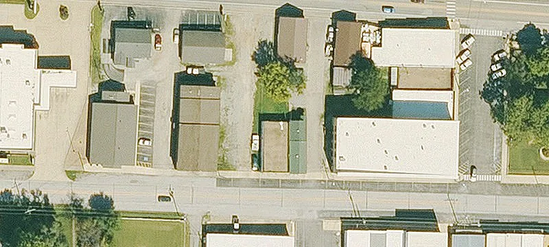 122 Old Main St