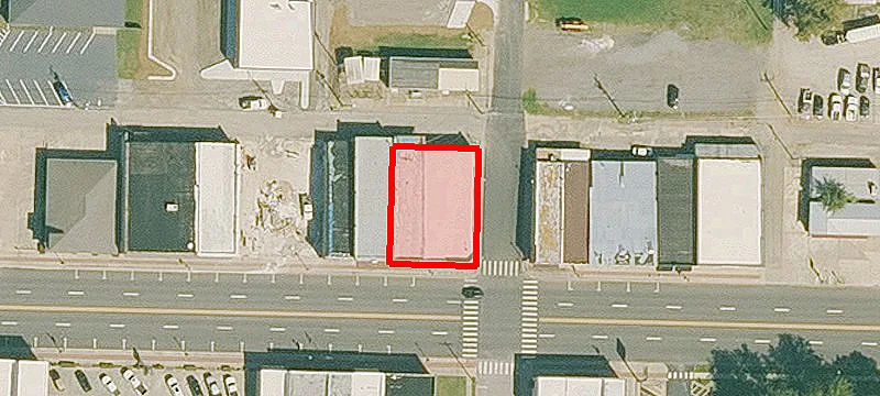 512 Main St