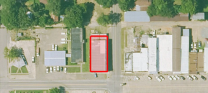 404 Dequeen Ave