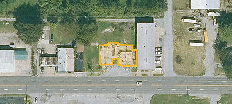 1902 Main St
