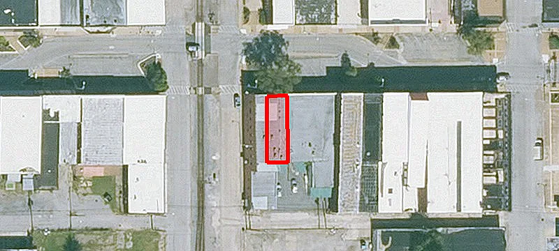 221 Main St