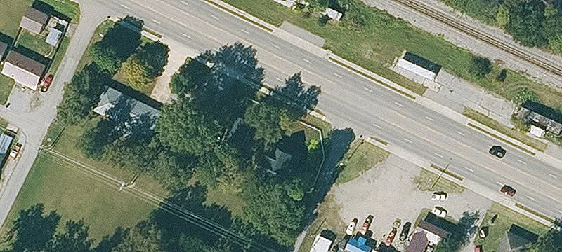 402 Frnt St
