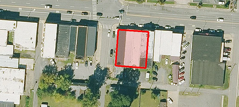 123 Main St