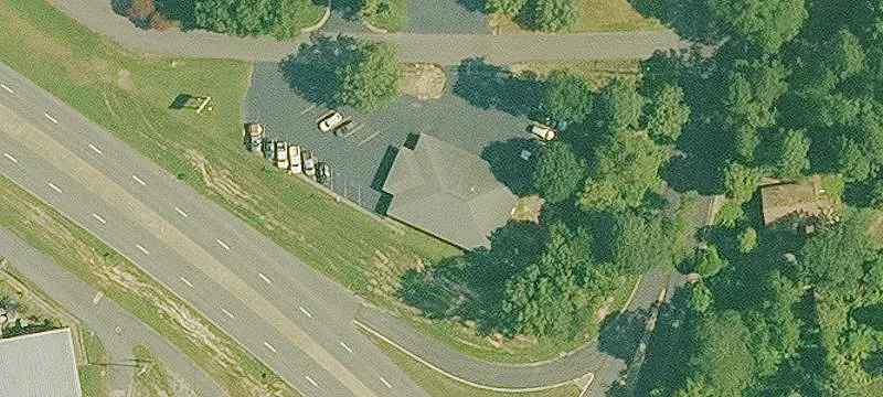 853 Henry St