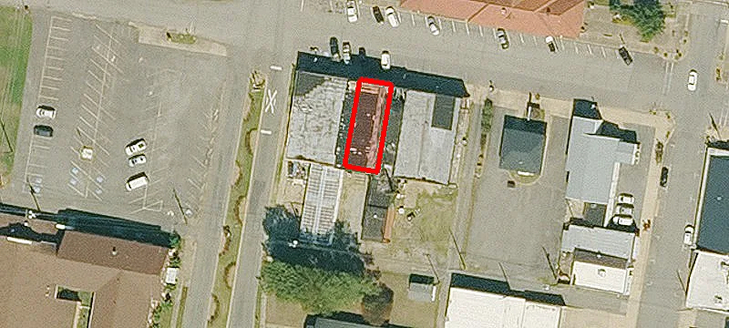 104 Railroad Ave