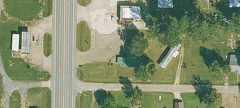909 Main St