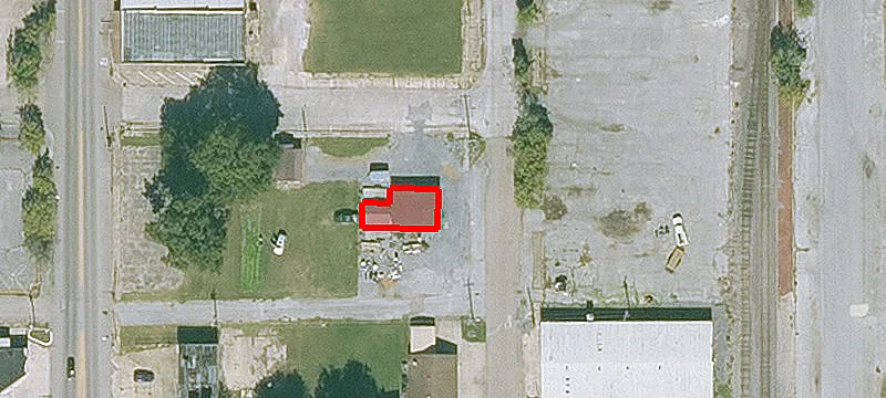 211 Poplar St
