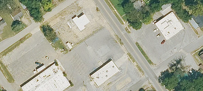 557 Central Ave