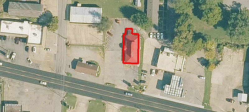 1512 Commercial St