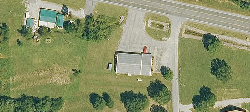 2638 Main St