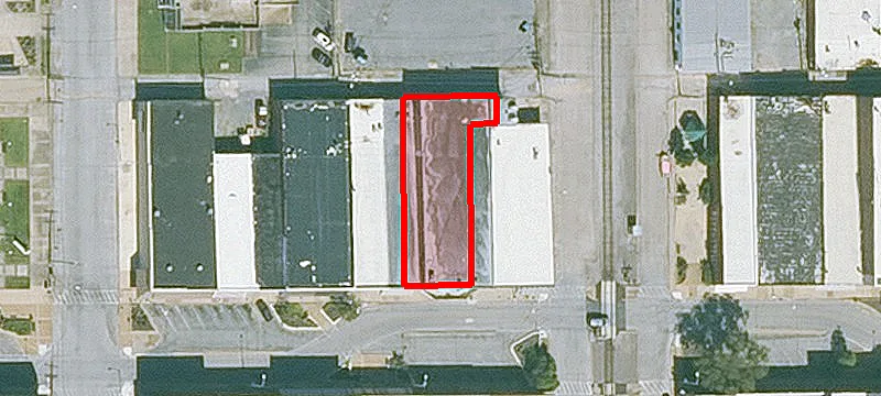306 Main St