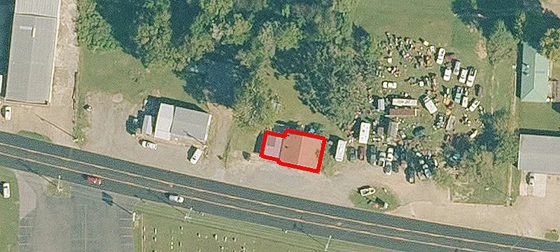 1404 Commercial St