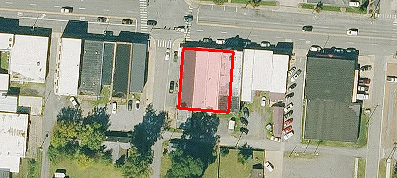 121 Main St