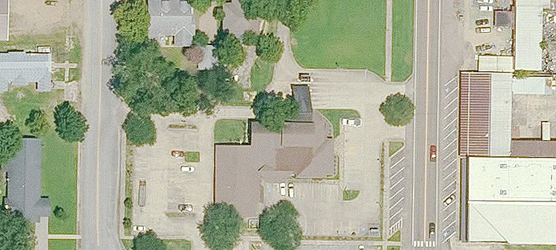 301 Main St