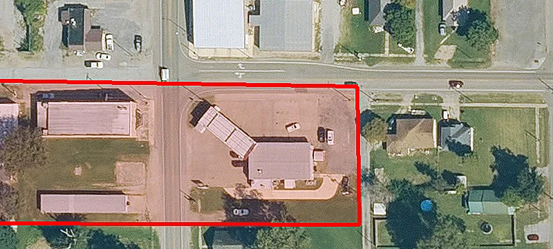 300 Main St
