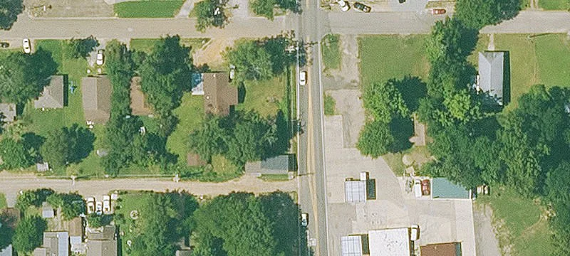 115 Lakeside Dr