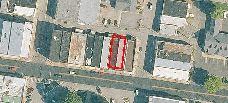 208 Commercial St