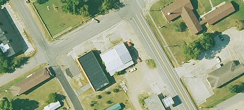 325 Hwy 8th W