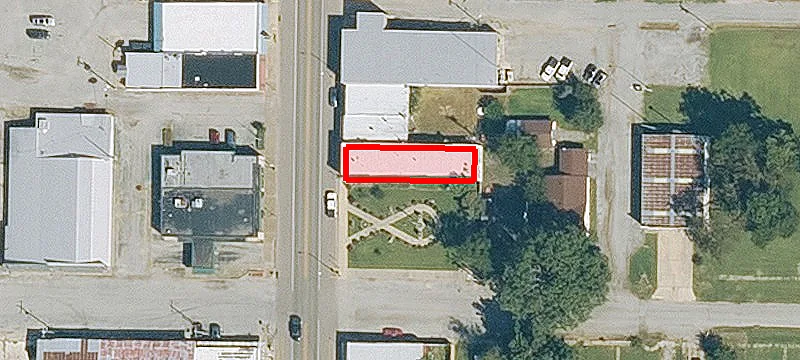 124 Main St