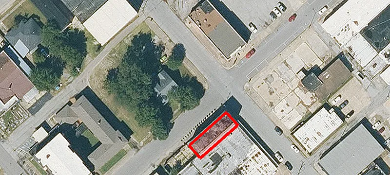 215 Elm St
