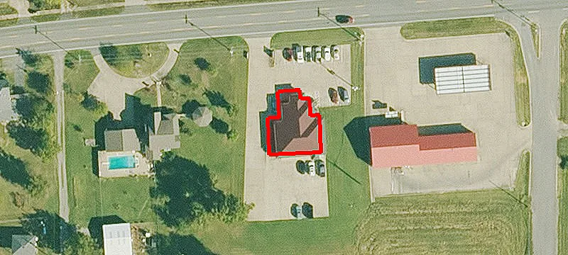 1070 Main St